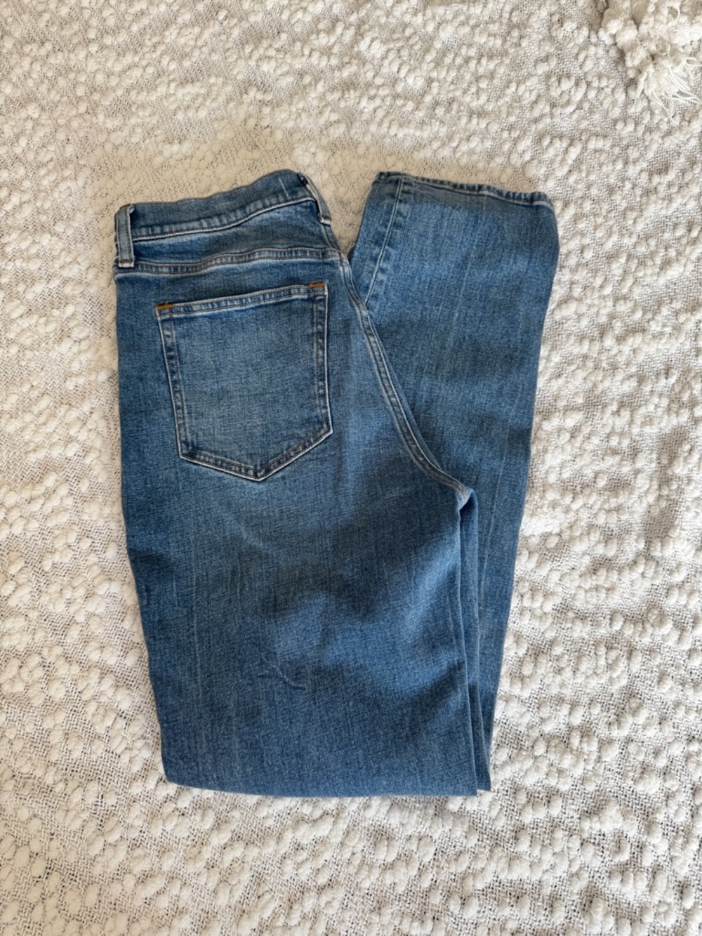 Abercrombie & Fitch The Ankle Ulta High-Rise Ankle Straight Jeans